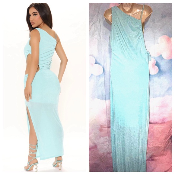 NEW 🆕 PLUS size 1X Stretchy slinky maxi dress - Picture 3 of 6